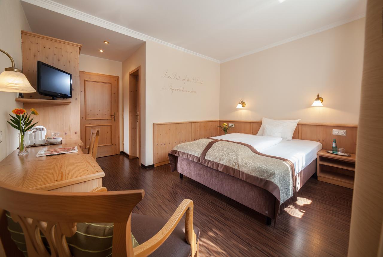 Hotel Eschenhof Kirchheim bei Muenchen Esterno foto